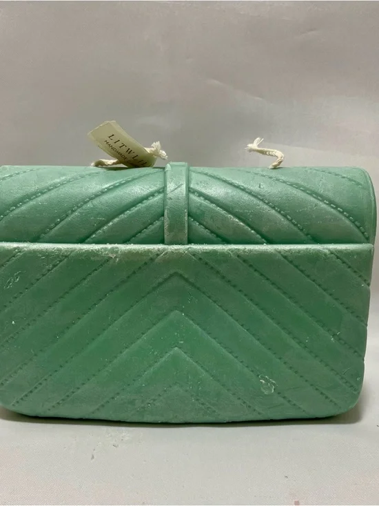 Candle - Fashion Inspired YSL Green Quilted Chevron Clutch with Logo, 2 Wick - Picture 5 of 13